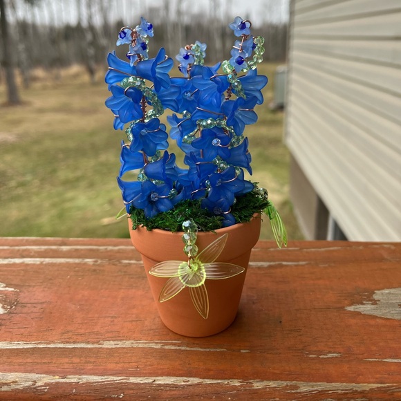 **SOLD** Handcrafted Beaded Bluebonnet/Delphinium Plant - Picture 4 of 5